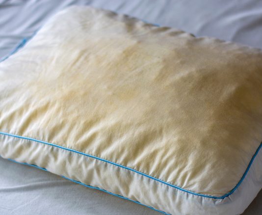 JASTUCI IMAJU ROK UPOTREBLJIVOSTI! Samo čišćenje nije dovoljno!