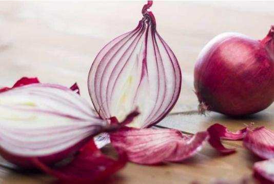 Ovo jeftino povrće ima malo kalorija, ubrzava metabolizam i smanjuje holesterol – OBARA ŠEĆER U KRVI ZA NEKOLIKO SATI!