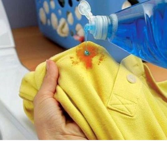NA OVAJ NAČIN UKLONITE FLEKE SA ODJEĆE: Brzo će nestati mrlje i za koje ste mislili da ih nije moguće ukloniti