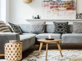 Vodič za selidbu rešava sve probleme: Kako smestiti ugaonu garnituru u mali stan