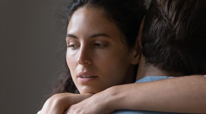 NAHRANITE MUŽA KOD KUĆE PA SE NE PLAŠITE DA ĆE JESTI KOD DRUGE – KAKO ODRŽAVATI BRAK SITIM