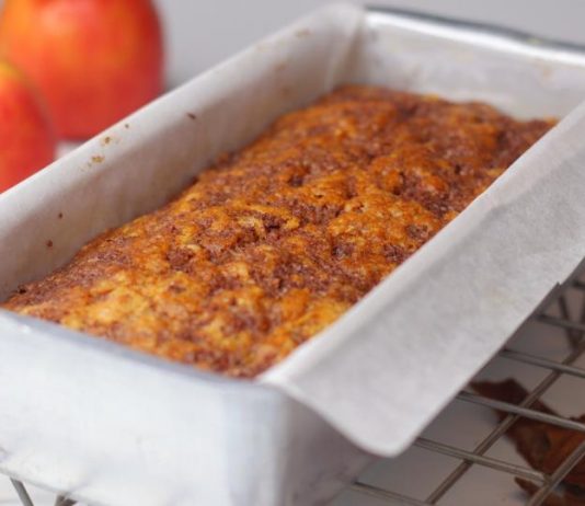 Recept za posni kolač od jabuka od samo 5 sastojaka: Nema jednostavnijeg od njega
