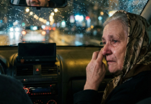 Taksista vozio baku u dom besplatno: Nakon njene smrti dobio je pismo koje ga je šokiralo