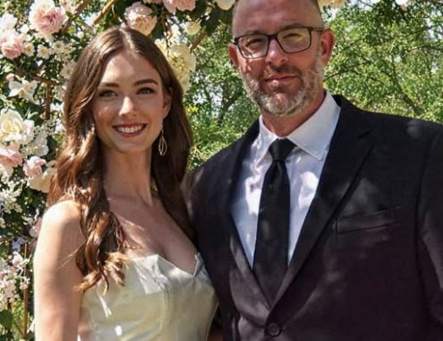 Moja ćerka se udala za mog bivšeg muža: A na dan njihovog venčanja, sin je održao zdravicu i otkrio jezivu istinu o mladoženji