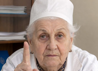Nanesite ovo ulje na noge pre spavanja: Zaboravljena metoda lekara za očuvanje krvnih sudova i zglobova